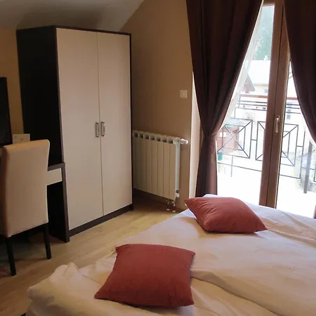 Apartments Manjan Krasno Polje Room photo