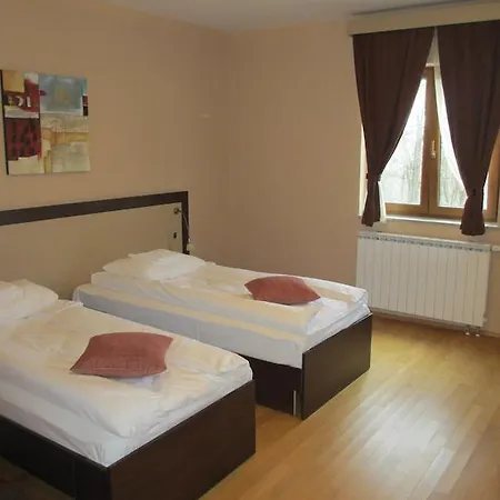 Apartments Manjan Krasno Polje Room photo